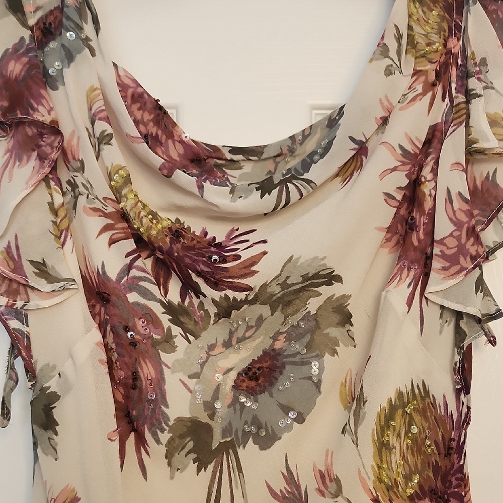 Floral Asymmetrical Dress - Picture 7 of 16